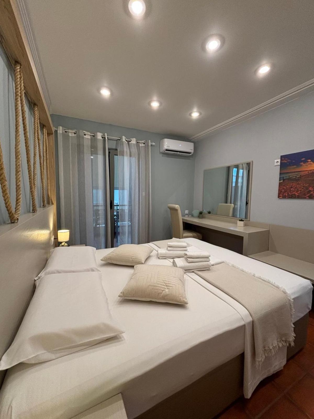 Green Suite Skiathos Extérieur photo