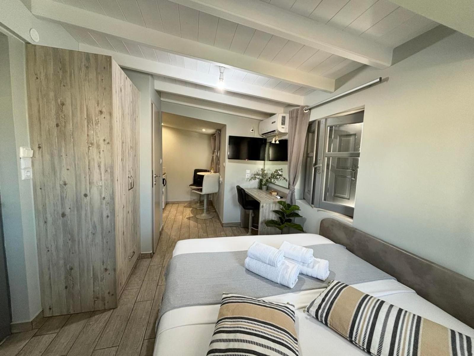 Green Suite Skiathos Extérieur photo
